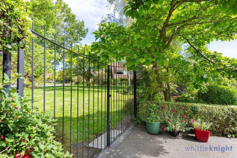 Photo of property in 12 Grangewood Lane, Burnside, Christchurch, 8053