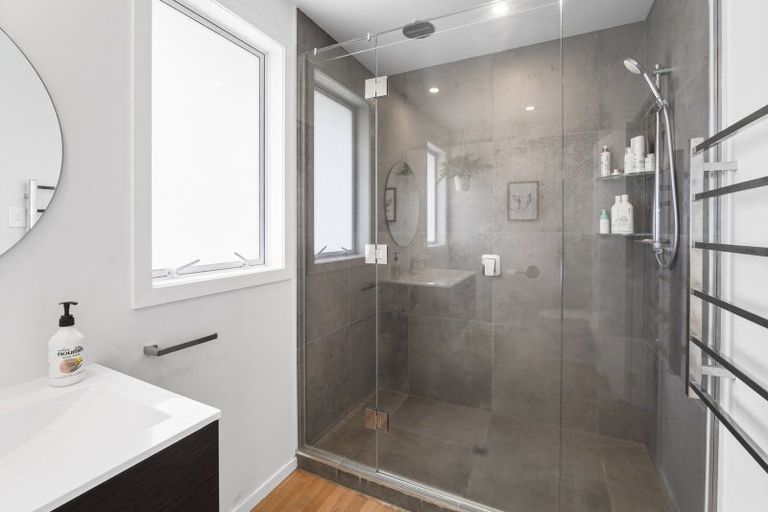 Photo of property in 557a Maunganui Road, Mount Maunganui, 3116