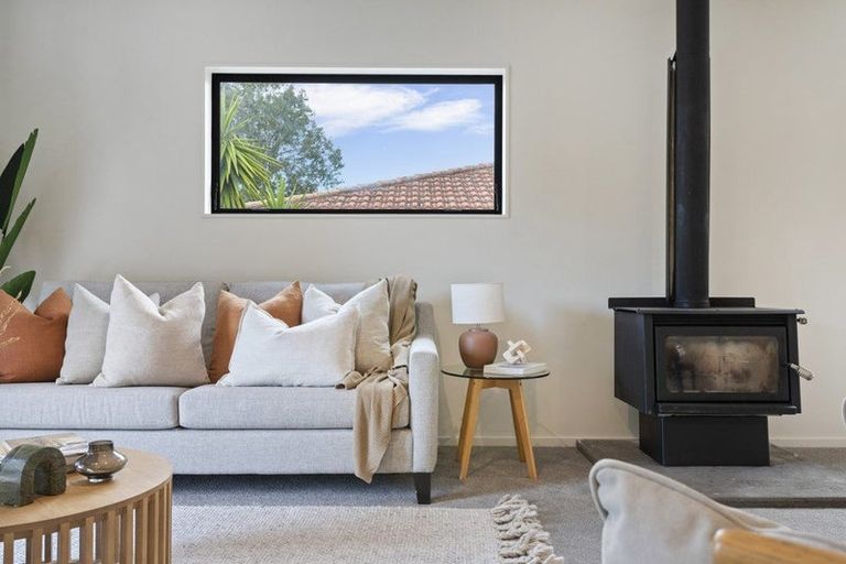 Photo of property in 168 Pooks Road, Swanson, Auckland, 0612