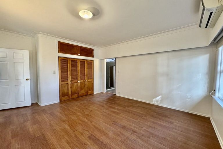 Photo of property in 423 Pakuranga Road, Pakuranga Heights, Auckland, 2010