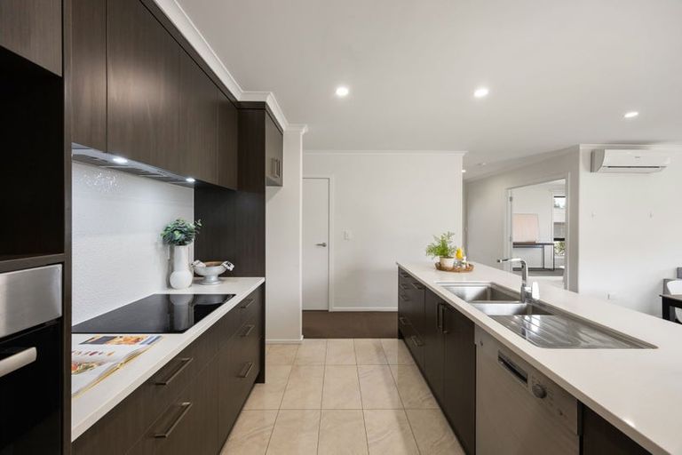 Photo of property in 256 Dixon Road, Fitzroy, Hamilton, 3206