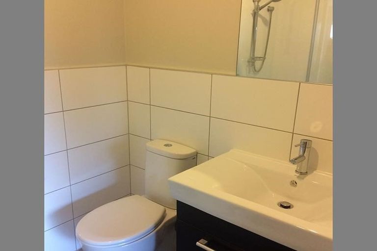 Photo of property in 22/45a Swanson Road, Henderson, Auckland, 0610