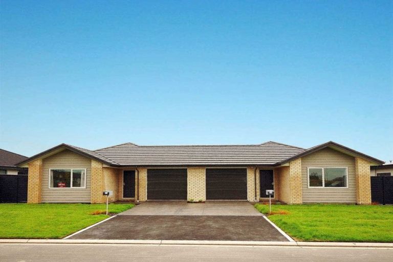 Photo of property in 23 Ragley Way, Rolleston, 7615