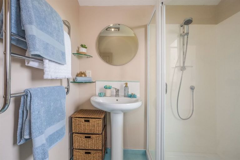 Photo of property in 20 Astronomer Place, Whitby, Porirua, 5024