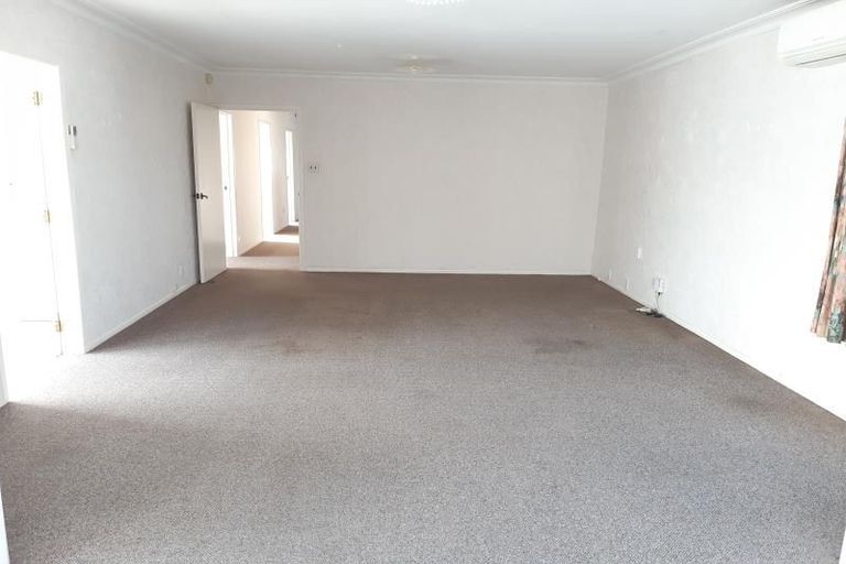 Photo of property in 9a Collie Road, Pukekohe, 2120