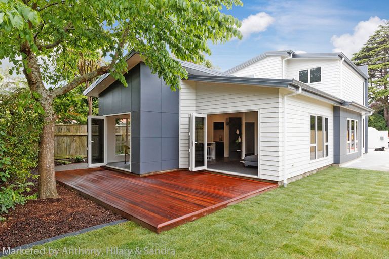 Photo of property in 87b Te Awe Awe Street, Hokowhitu, Palmerston North, 4410