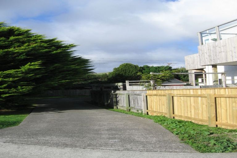 Photo of property in 6 School Road, Plimmerton, Porirua, 5026