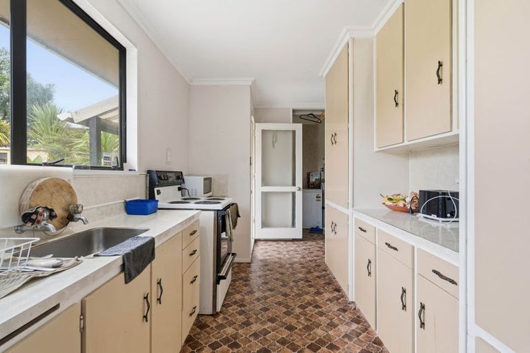 Photo of property in 23 Wallis Street, Raglan, 3225