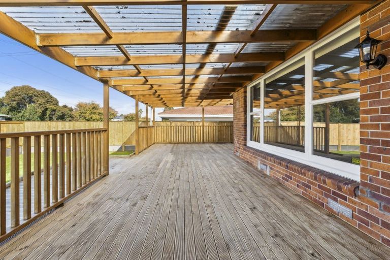 Photo of property in 70 Clevedon Road, Papakura, 2110