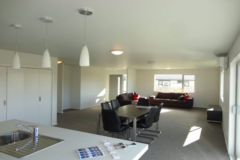 Photo of property in 300 Tauhara Ridge Drive, Richmond Heights, Taupo, 3330