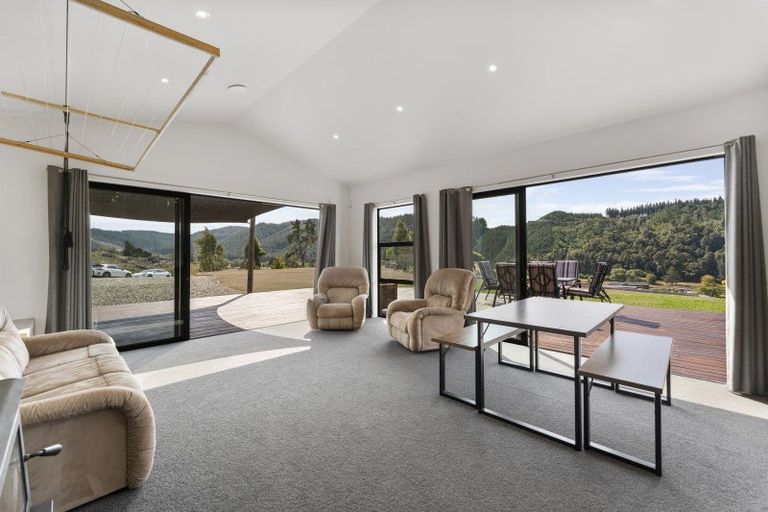 Photo of property in 191 Pigeon Valley South, Pigeon Valley, Wakefield, 7096