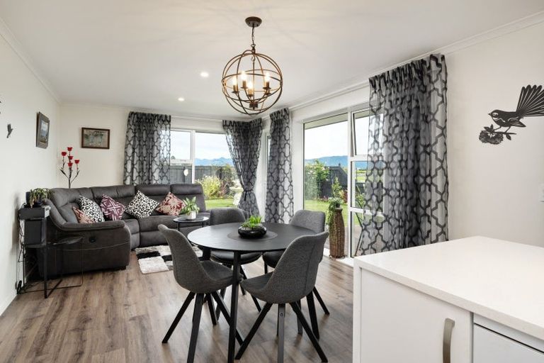 Photo of property in 6 Albert Grove, Springlands, Blenheim, 7201