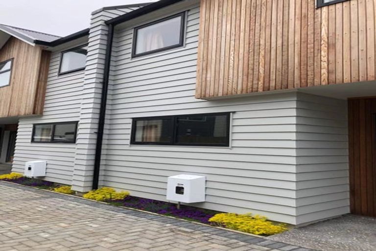 Photo of property in 10a Frankmoore Avenue, Johnsonville, Wellington, 6037