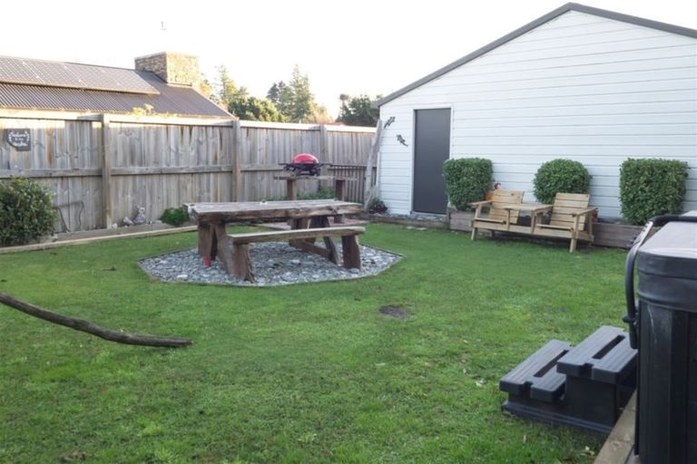 Photo of property in 90 Rakaia Terrace, Rakaia, 7710