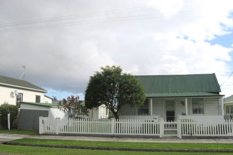 Photo of property in 217 Baillie Street, Thames, 3500