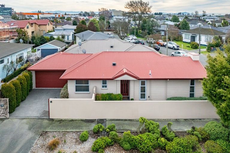 Photo of property in 37 Frank Street, Papanui, Christchurch, 8053