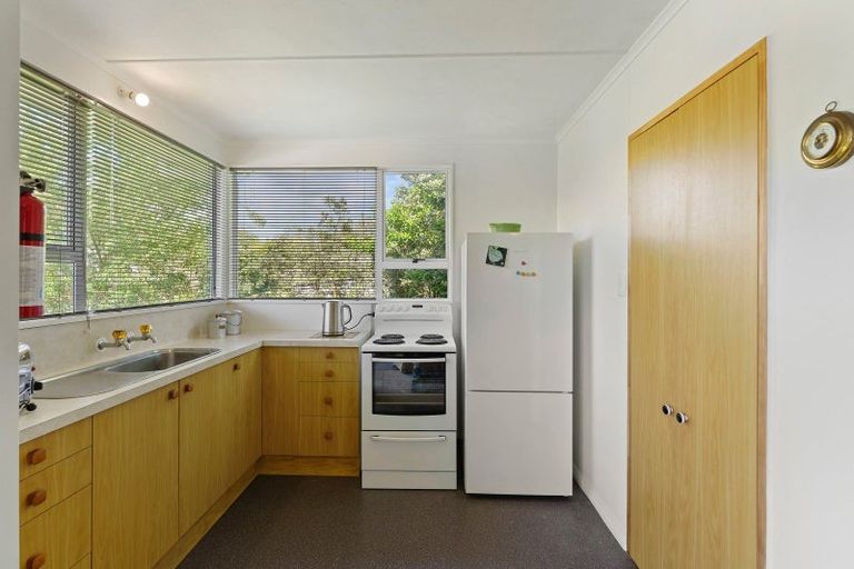 Photo of property in 3 Arthur Street, Waikawa Beach, Levin, 5573