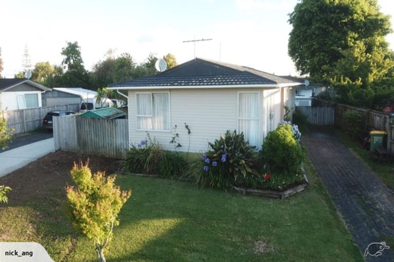 Photo of property in 5 Nan Place, Pakuranga Heights, Auckland, 2010