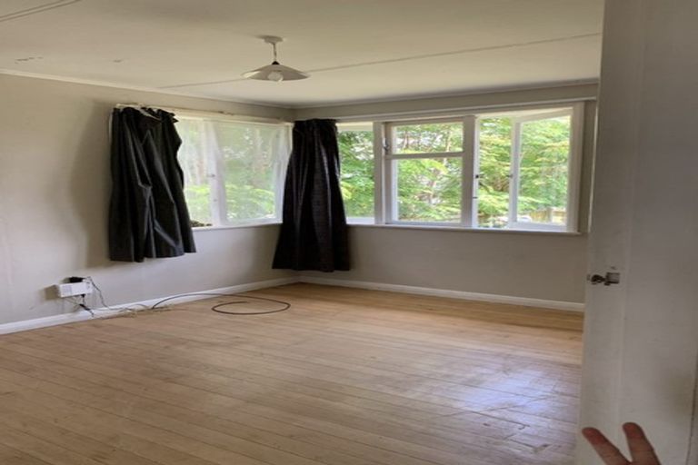 Photo of property in 14 Arimu Road, Papakura, 2110