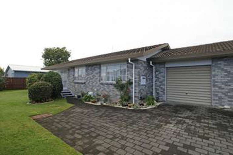Photo of property in 11 Cromwell Drive, Fitzroy, Hamilton, 3206