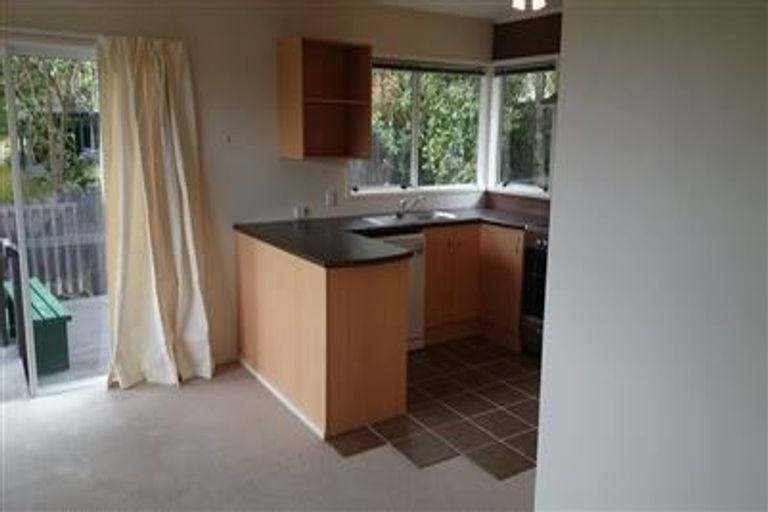 Photo of property in 1/22 William Souter Street, Forrest Hill, Auckland, 0620