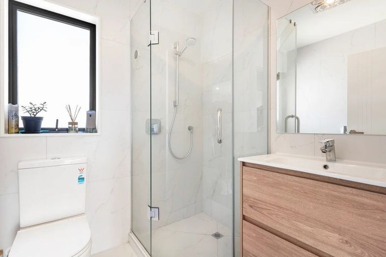 Photo of property in 44 Picturesque Drive, Flat Bush, Auckland, 2019