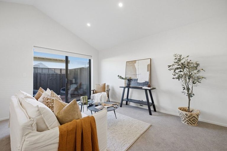 Photo of property in 2 Evatt Street, Bryndwr, Christchurch, 8053