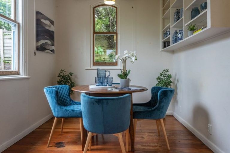 Photo of property in 17 Crieff Street, Northland, Wellington, 6012