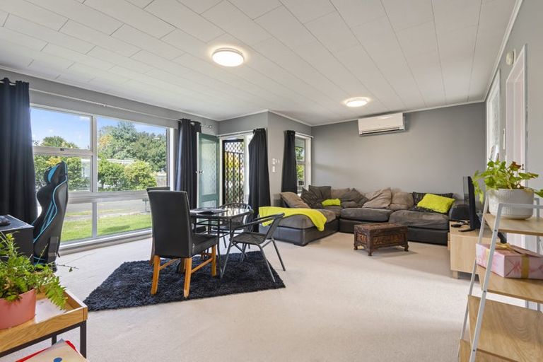 Photo of property in 1a Bristol Crescent, Roslyn, Palmerston North, 4414