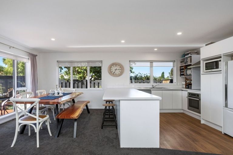 Photo of property in 84 Akaroa Street, Kaiapoi, 7630