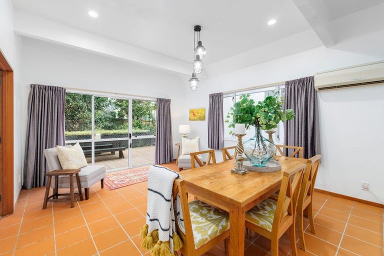 Photo of property in 158a Condell Avenue, Papanui, Christchurch, 8053