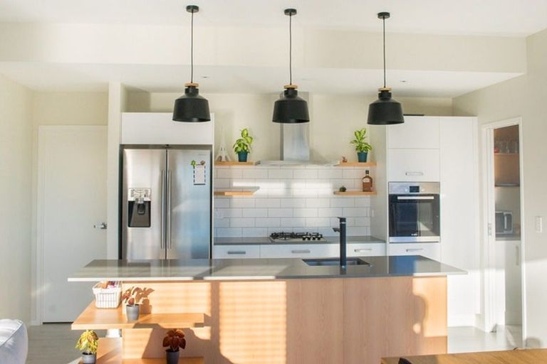 Photo of property in 25 Woodridge Drive, Stanmore Bay, Whangaparaoa, 0932