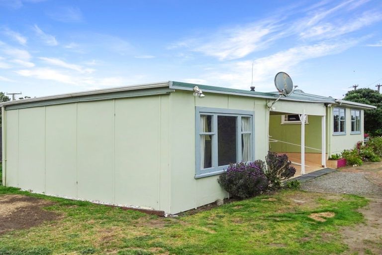 Photo of property in 35 Ruanui Street, Himatangi Beach, Foxton, 4891