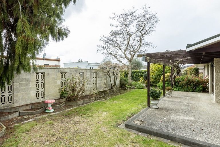Photo of property in 6a Dolbel Street, Taradale, Napier, 4112