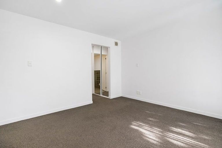 Photo of property in The Mews, 10/8 Basque Road, Eden Terrace, Auckland, 1021