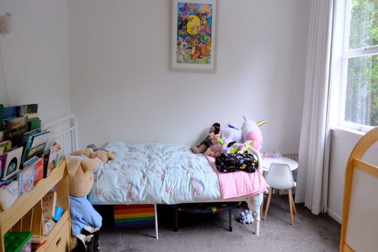 Photo of property in 119 Mount Pleasant Road, Mount Pleasant, Christchurch, 8081