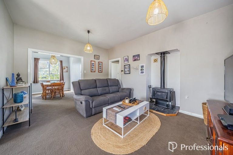 Photo of property in 11 Elizabeth Street, Moera, Lower Hutt, 5010
