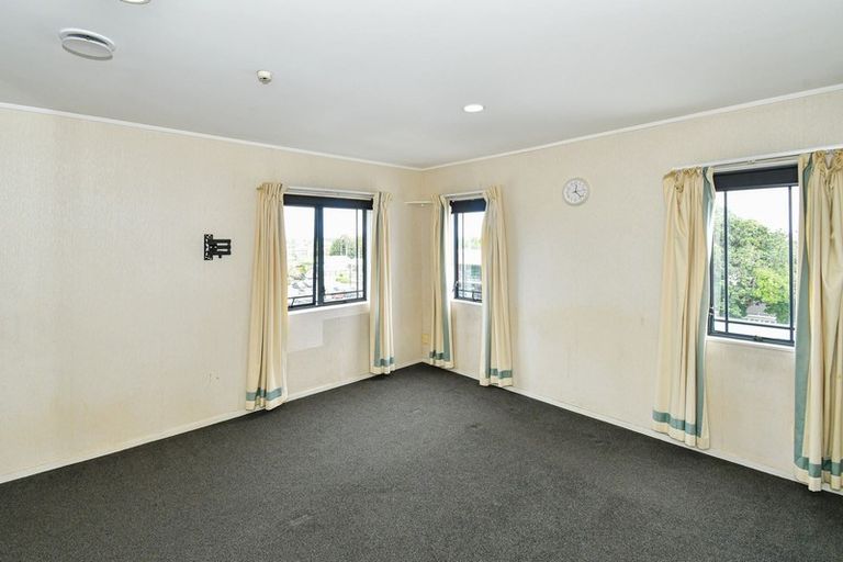 Photo of property in 11/77 Saint George Street, Papatoetoe, Auckland, 2025