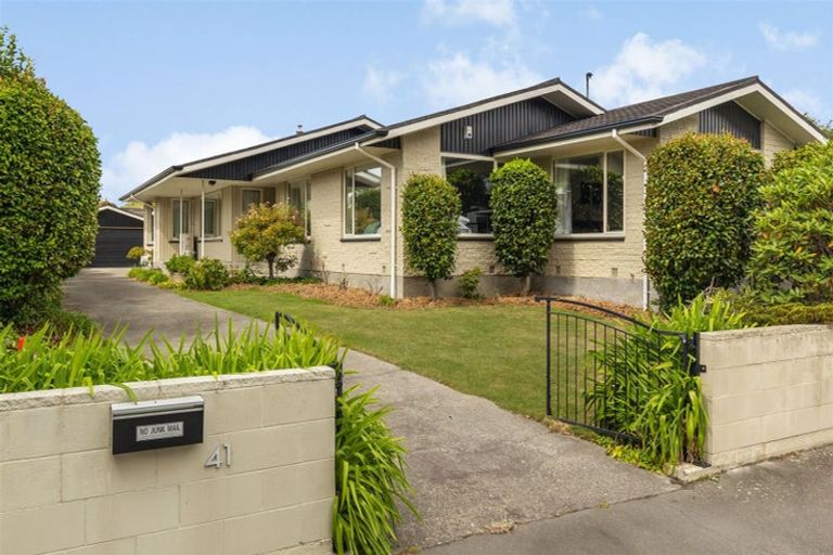 Photo of property in 41 Lynfield Avenue, Ilam, Christchurch, 8041