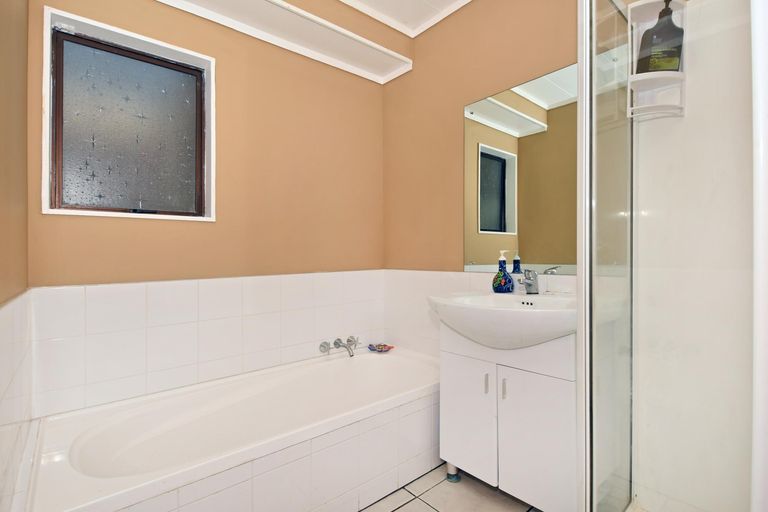 Photo of property in 105 Paramount Parade, Tikipunga, Whangarei, 0112