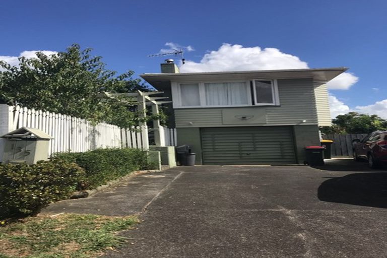 Photo of property in 135 Ennis Avenue, Pakuranga Heights, Auckland, 2010