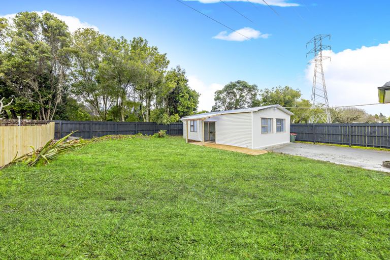 Photo of property in 23 Cooper Crescent, Otara, Auckland, 2023