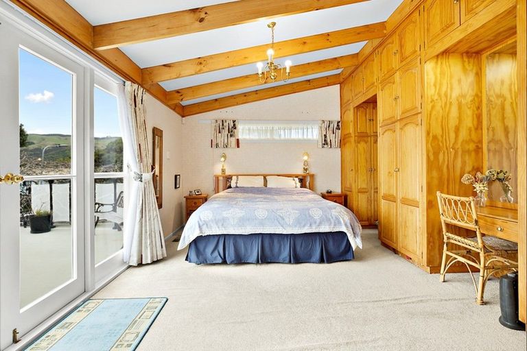 Photo of property in 86 Rawhiti Road, Pukerua Bay, 5026