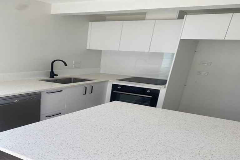 Photo of property in 2/36 Anne Mclean Drive, Bayview, Auckland, 0629