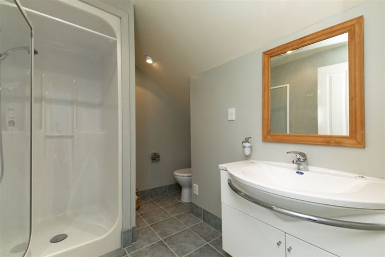 Photo of property in 296 Old North Road, Kumeu, 0892