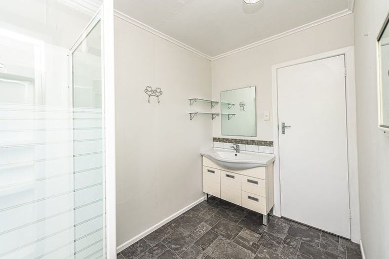 Photo of property in 62 Parkes Avenue, Saint Johns Hill, Whanganui, 4501