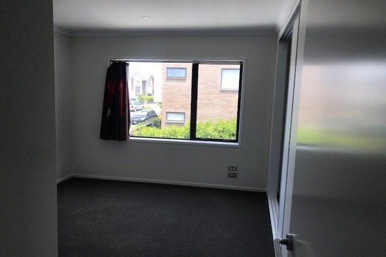 Photo of property in 11 Mapou Road, Hobsonville, Auckland, 0616
