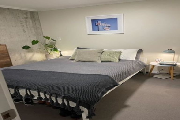 Photo of property in Frame Apartments, 1003/111 Molesworth Street, Thorndon, Wellington, 6011