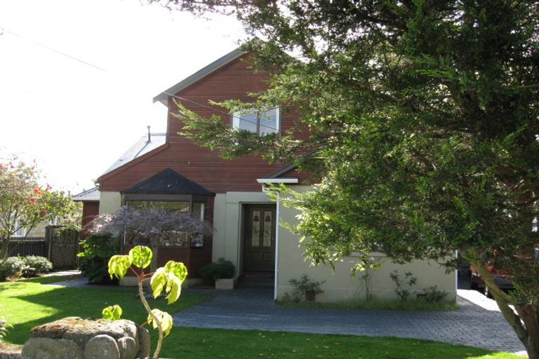 Photo of property in 139 Waiwhetu Road, Waterloo, Lower Hutt, 5011