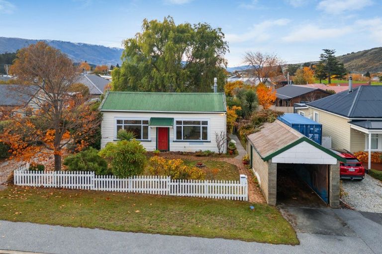 Photo of property in 7a Molyneux Avenue, Cromwell, 9310